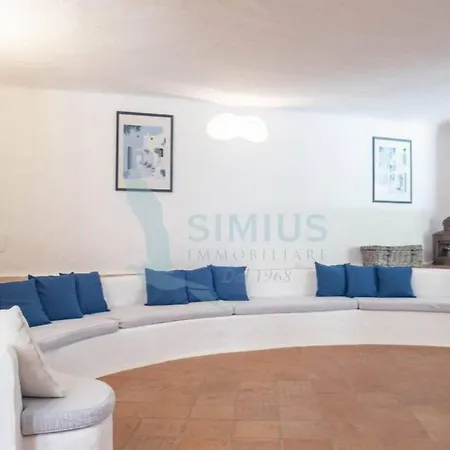 Lussuosa Con Biliardo, Piscina E Barbecue ヴィラ